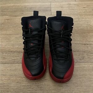 Flu game 12s size 5.5